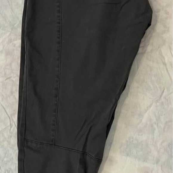 Classic Black Women's Trousers - Picture 6 of 16